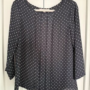 LOFT Navy and White Polka Dot Boxy Pleated 3/4 Sleeve Blouse